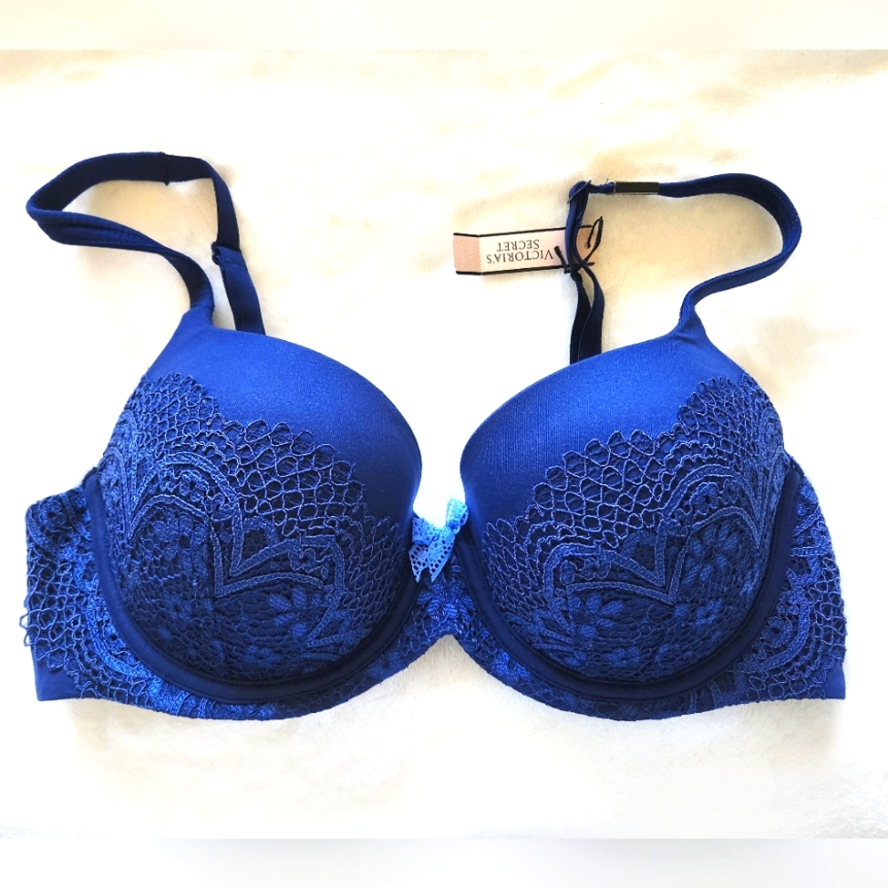 Victoria's Secret Blue Lace Push-Up Bra